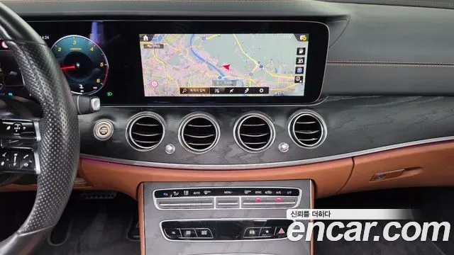 Mercedes-Benz E-Class E220d 4MATIC AMG Line, миниатюра 22