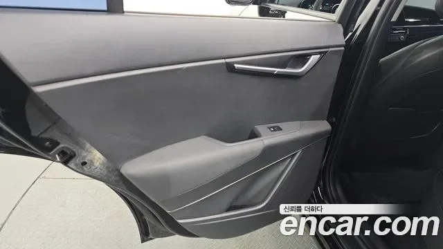 Kia Niro EV, миниатюра 17