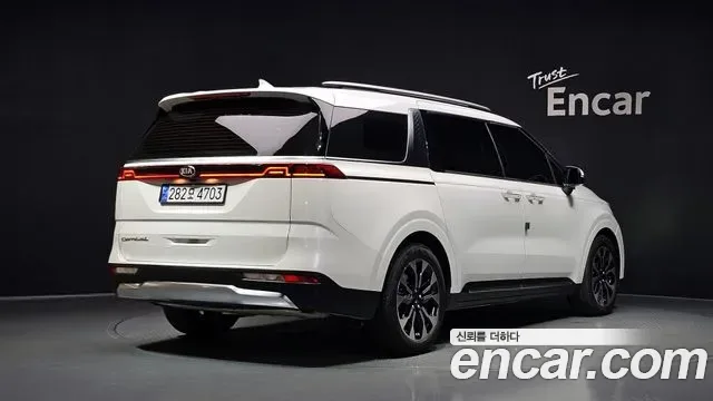 Kia Carnival дизель 9 мест, миниатюра 21