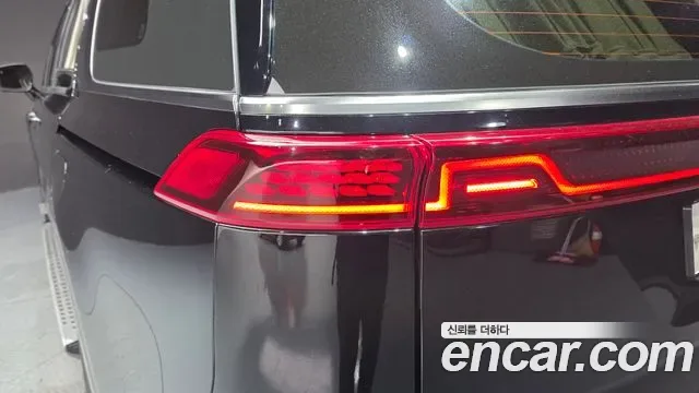 Kia Carnival бензин 4 мест Signature, миниатюра 14