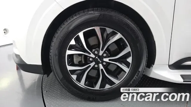 Kia Carnival дизель 9 мест, миниатюра 21