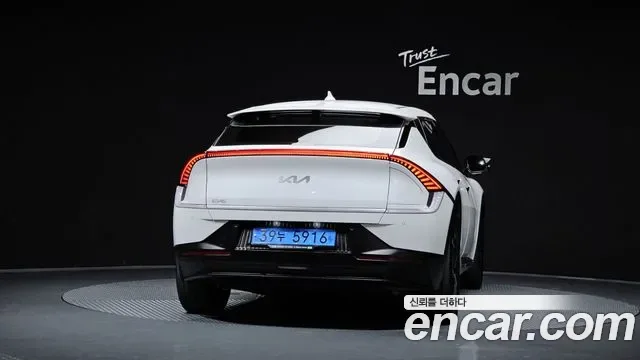 Kia EV6, миниатюра 8
