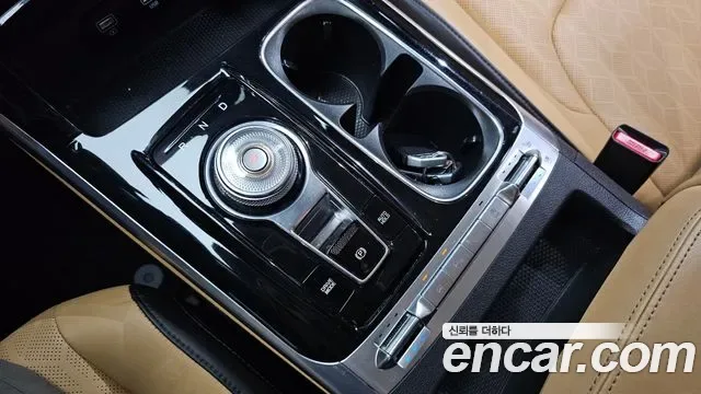 Kia Carnival дизель 9 мест, миниатюра 9