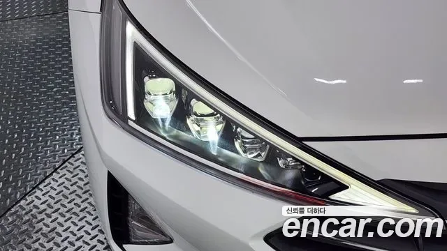 Hyundai Avante AD, миниатюра 7
