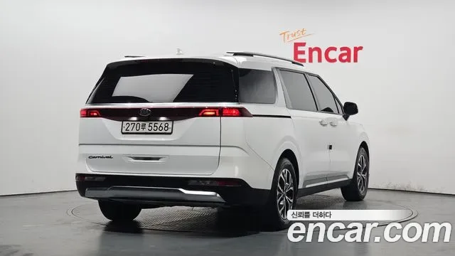 Kia Carnival дизель 9 мест, миниатюра 11