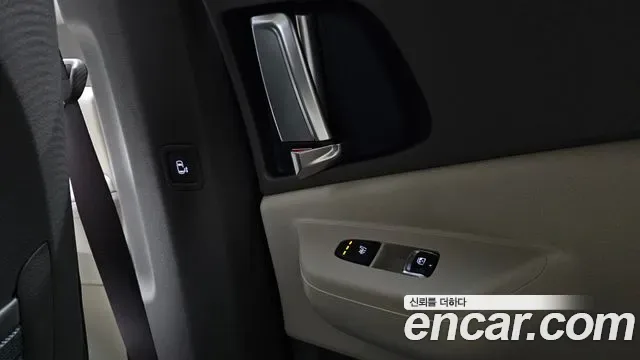 Kia Carnival дизель 9 мест, миниатюра 5