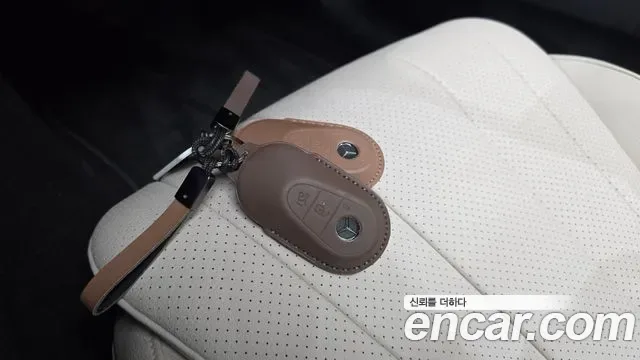 Mercedes-Benz E-Class E200 AMG Line, миниатюра 6