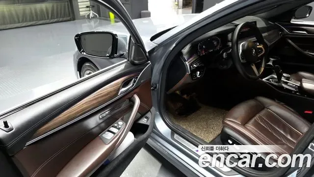 BMW 5 (G30) 520i M, миниатюра 13