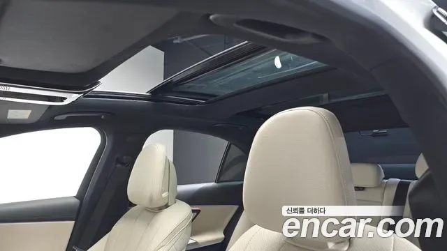 Mercedes-Benz E-Class E200 AMG Line, миниатюра 14