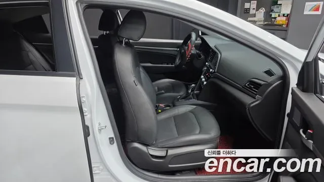 Hyundai Avante AD, миниатюра 9