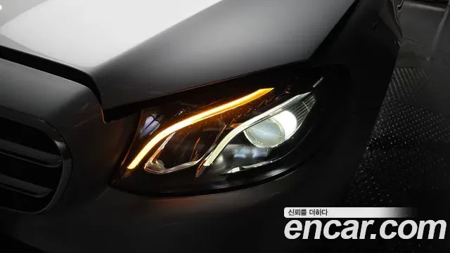 Mercedes-Benz E-Class E250, миниатюра 29