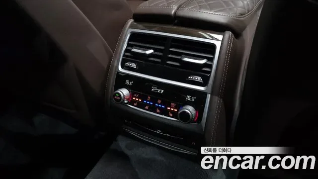 BMW 7 (G11) 740Li xDrive, миниатюра 27