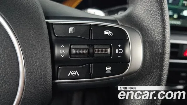 Kia K5 III 2.0 LPi( ), миниатюра 3