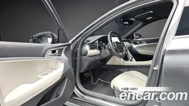 Genesis G70 бензин 2.0T 2WD ( ), миниатюра 19