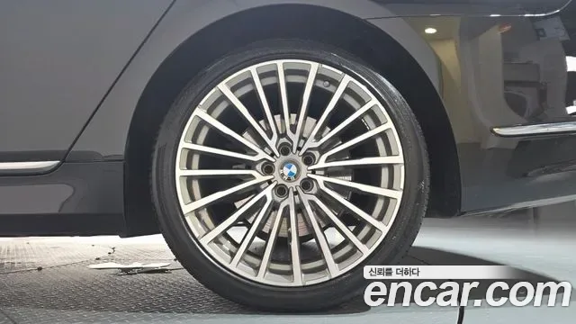 BMW 7 (G11) 740Li xDrive, миниатюра 7