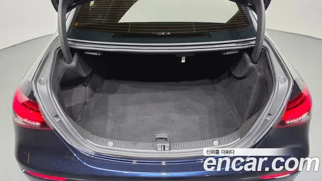 Mercedes-Benz E-Class E350 4MATIC AMG Line, миниатюра 23