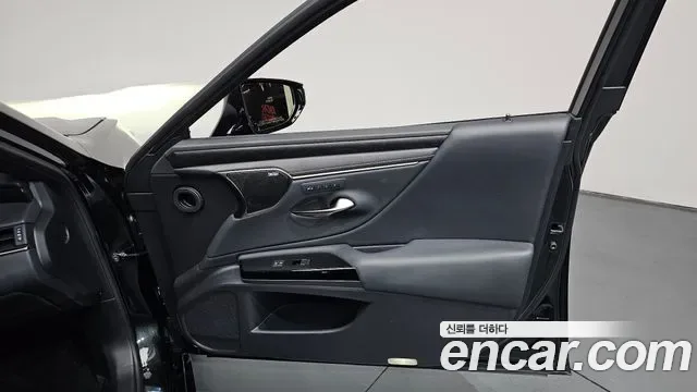Lexus ES, миниатюра 8