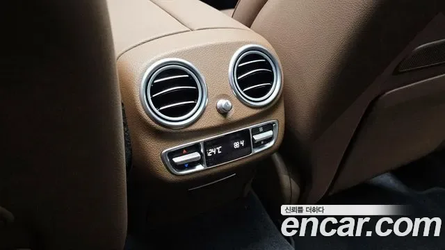 Mercedes-Benz E-Class E450 4MATIC, миниатюра 22