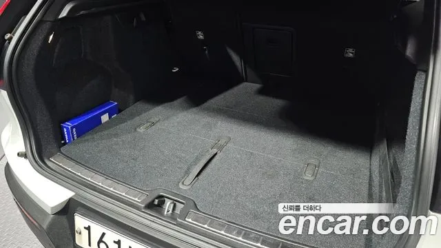Volvo XC40 T4, миниатюра 2