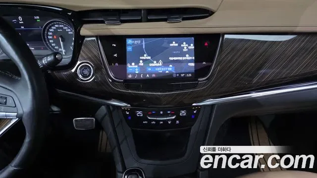 Cadillac XT6, миниатюра 6