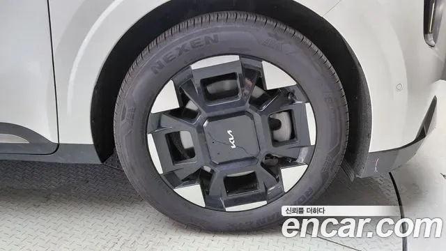 Kia Carnival дизель 9 мест, миниатюра 13