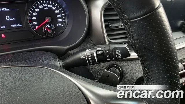Kia Sorento дизель 2.0 2WD, миниатюра 24