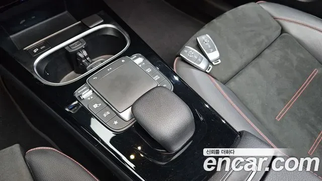 Mercedes-Benz A-Class A250 4MATIC, миниатюра 16
