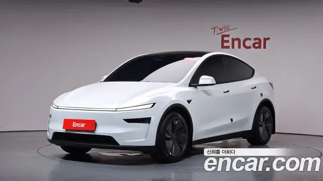 Tesla Y RWD