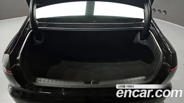 Hyundai Grandeur Premium, миниатюра 5