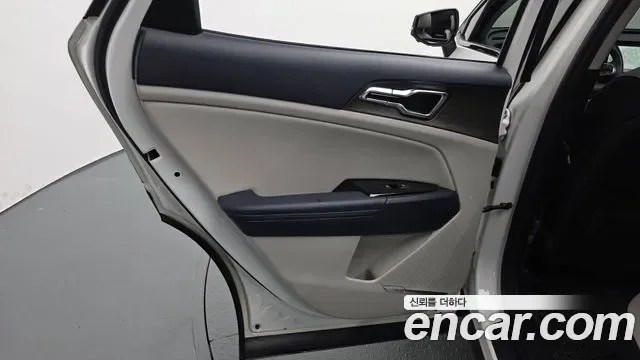 Kia Sportage бензин 1.6 Turbo 2WD Signature Gravity, миниатюра 8