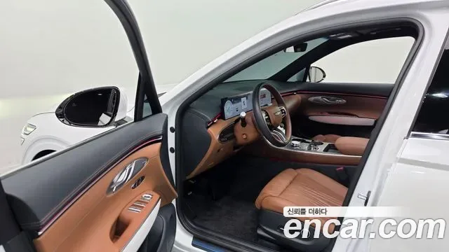 Genesis GV70 2.5T бензин AWD ( ), миниатюра 13