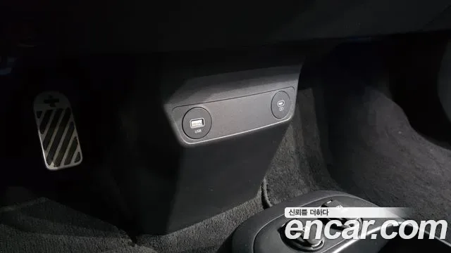 Kia EV6, миниатюра 10