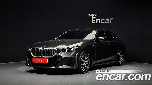 BMW 5 (G60) 520i M, миниатюра 5