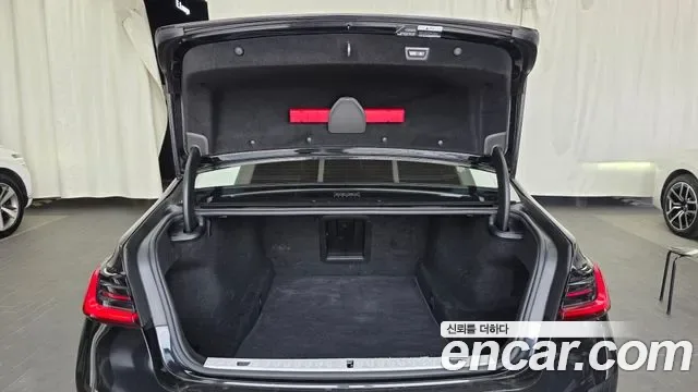 BMW 7 (G11) 740i, миниатюра 13