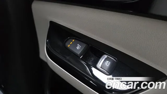 Kia Carnival дизель 9 мест, миниатюра 25
