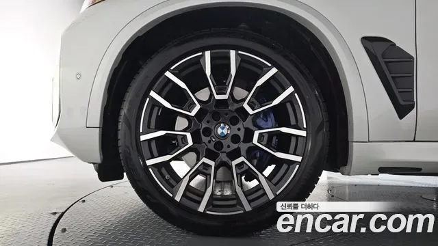 BMW X5 xDrive 40i M, миниатюра 3