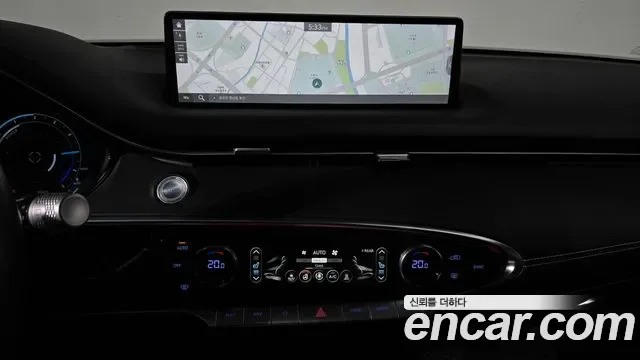 Genesis GV70 e-AWD, миниатюра 3