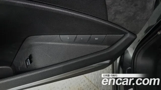 Audi e-, миниатюра 21