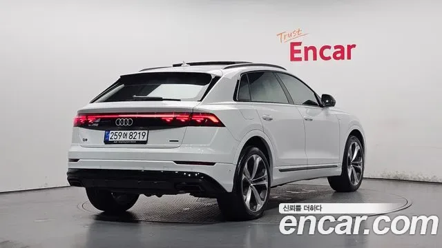 Audi Q8 55 TFSI Premium, миниатюра 27