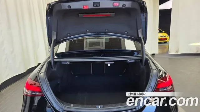 Mercedes-Benz E-Class E53 AMG 4MATIC+, миниатюра 24