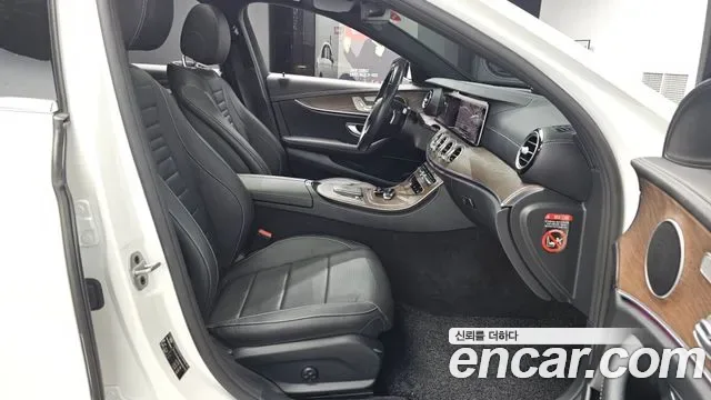 Mercedes-Benz E-Class E250, миниатюра 8