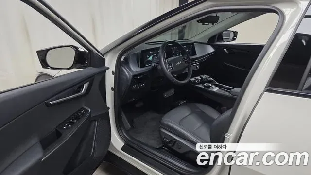 Kia EV6, миниатюра 4