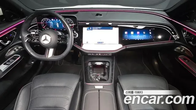 Mercedes-Benz E-Class E300 4MATIC AMG Line, миниатюра 11