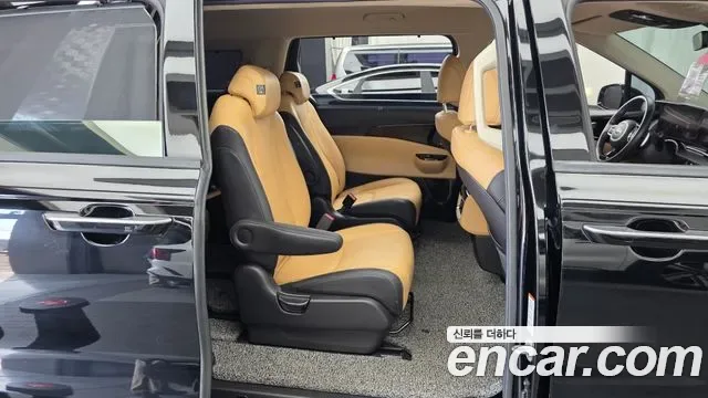 Kia Carnival бензин 9 мест, миниатюра 21