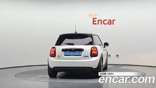 MINI Cooper SE III, миниатюра 9