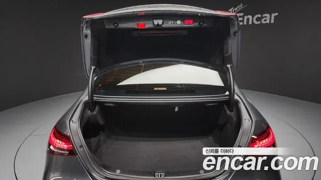 Mercedes-Benz E-Class E250, миниатюра 14