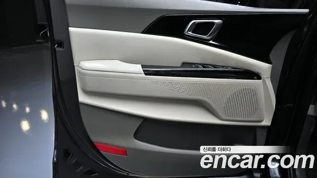 Kia Carnival дизель 9 мест, миниатюра 6