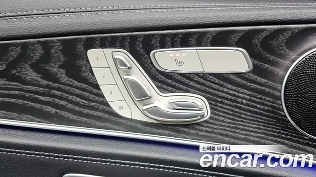 Mercedes-Benz E-Class E220d 4MATIC AMG Line, миниатюра 8