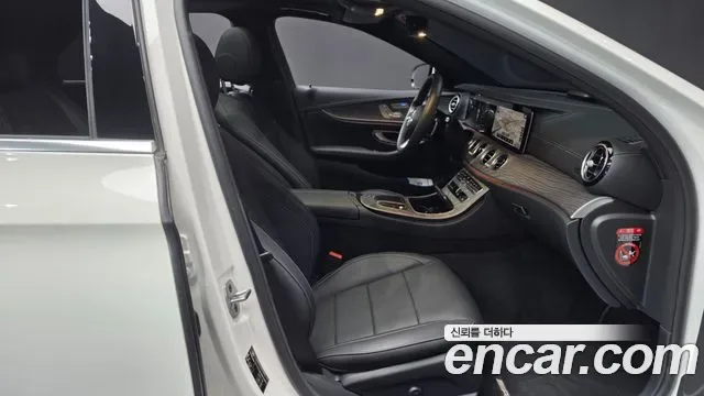 Mercedes-Benz E-Class E350 4MATIC AMG Line, миниатюра 9