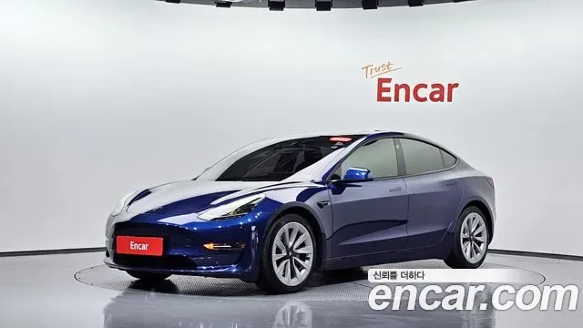 Tesla 3 AWD